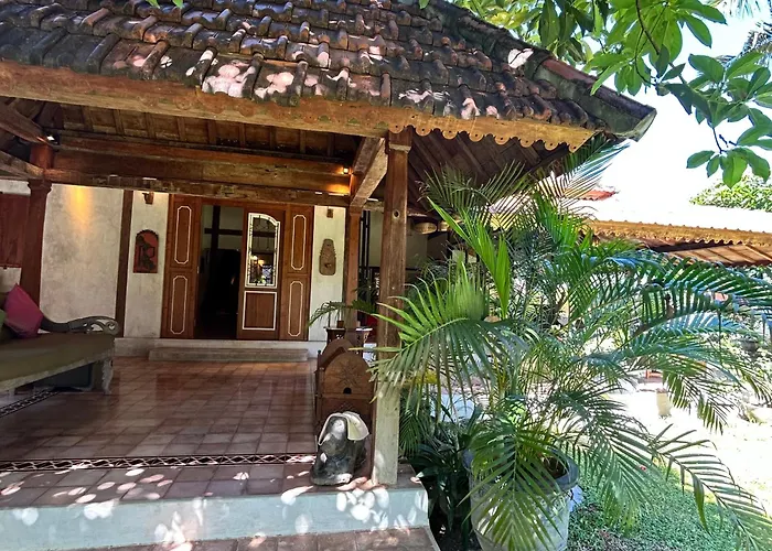 Sari Dewi Agung * سمينياك